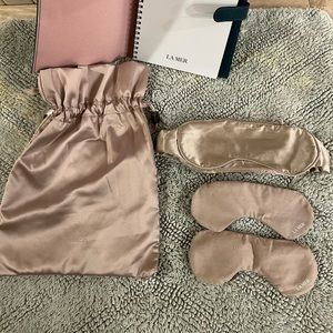 La Mer Silk Sleep Mask and Notebook